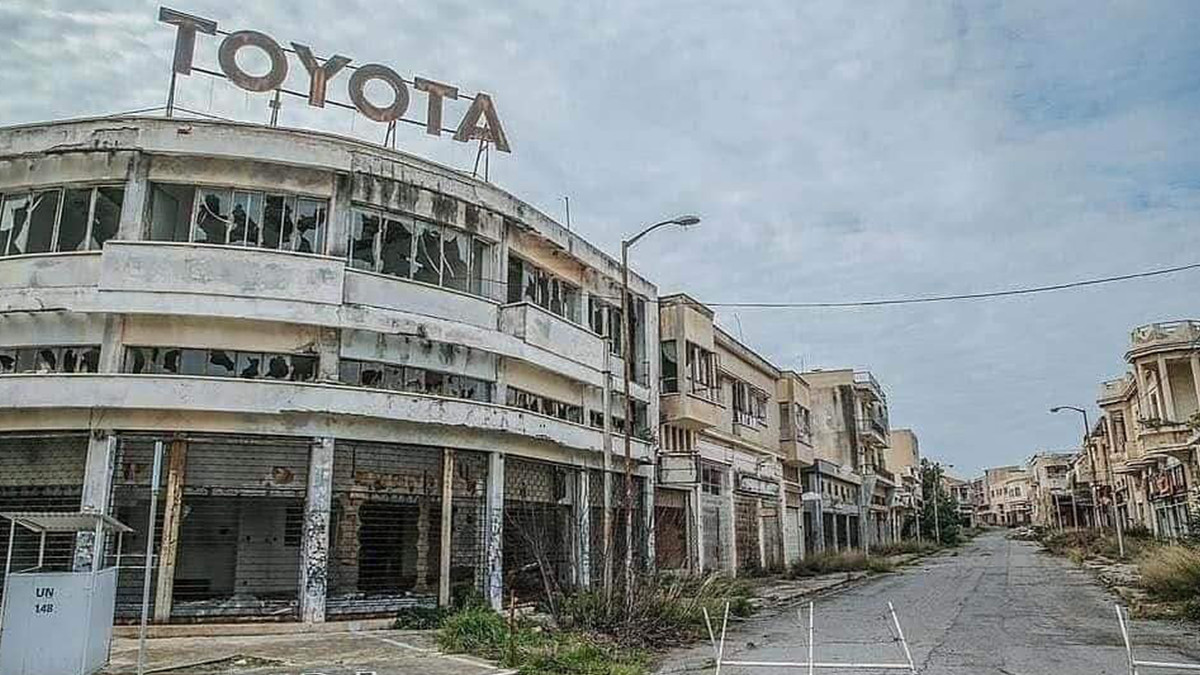 Покинутий район на Кіпрі - фото 1