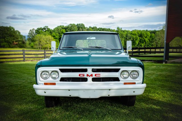 На продаж виставили вінтажний пікап Елвіса Преслі - фото 448244