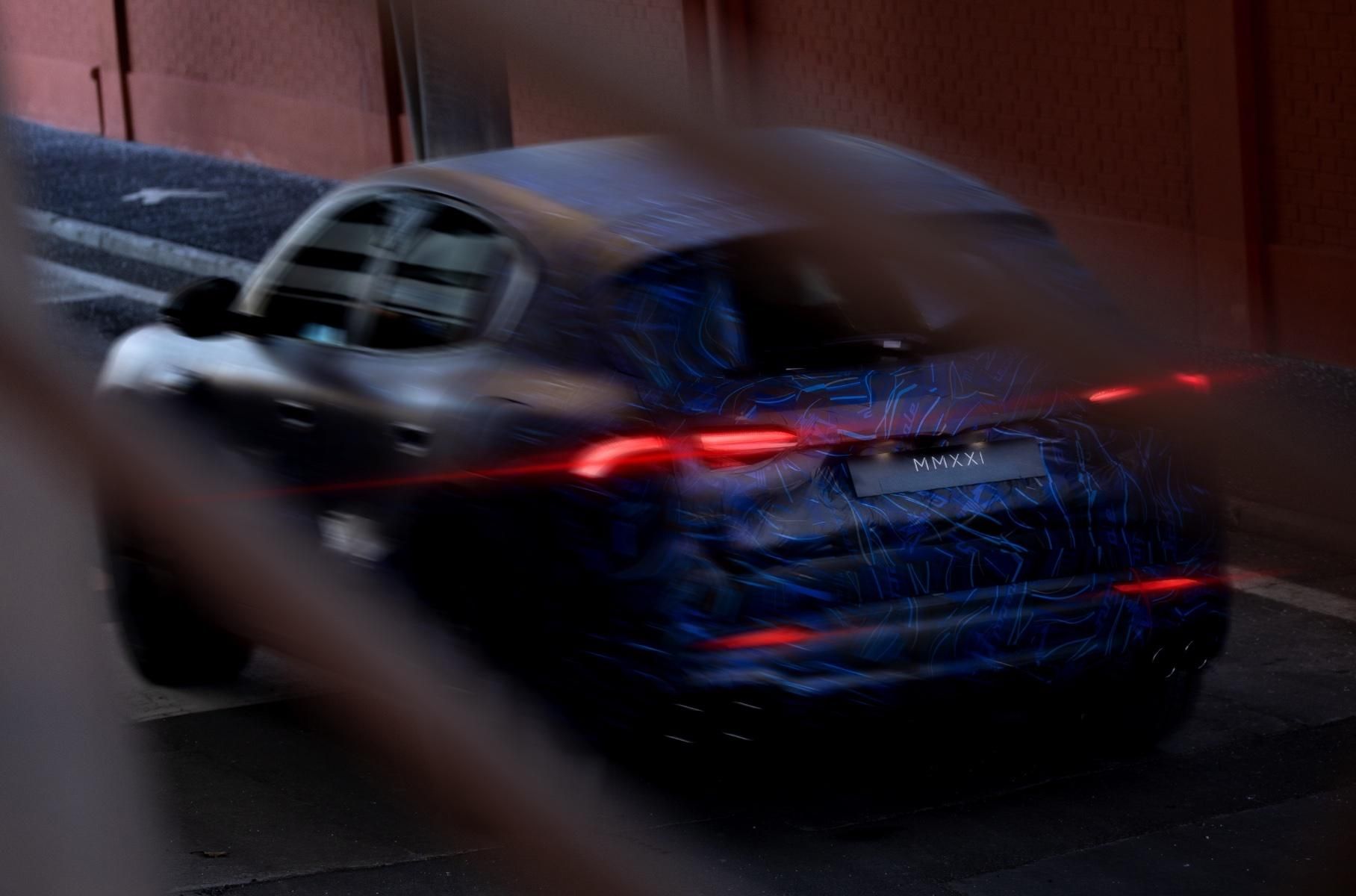 Кросовер Maserati Grecale показали на офіційних фотографіях