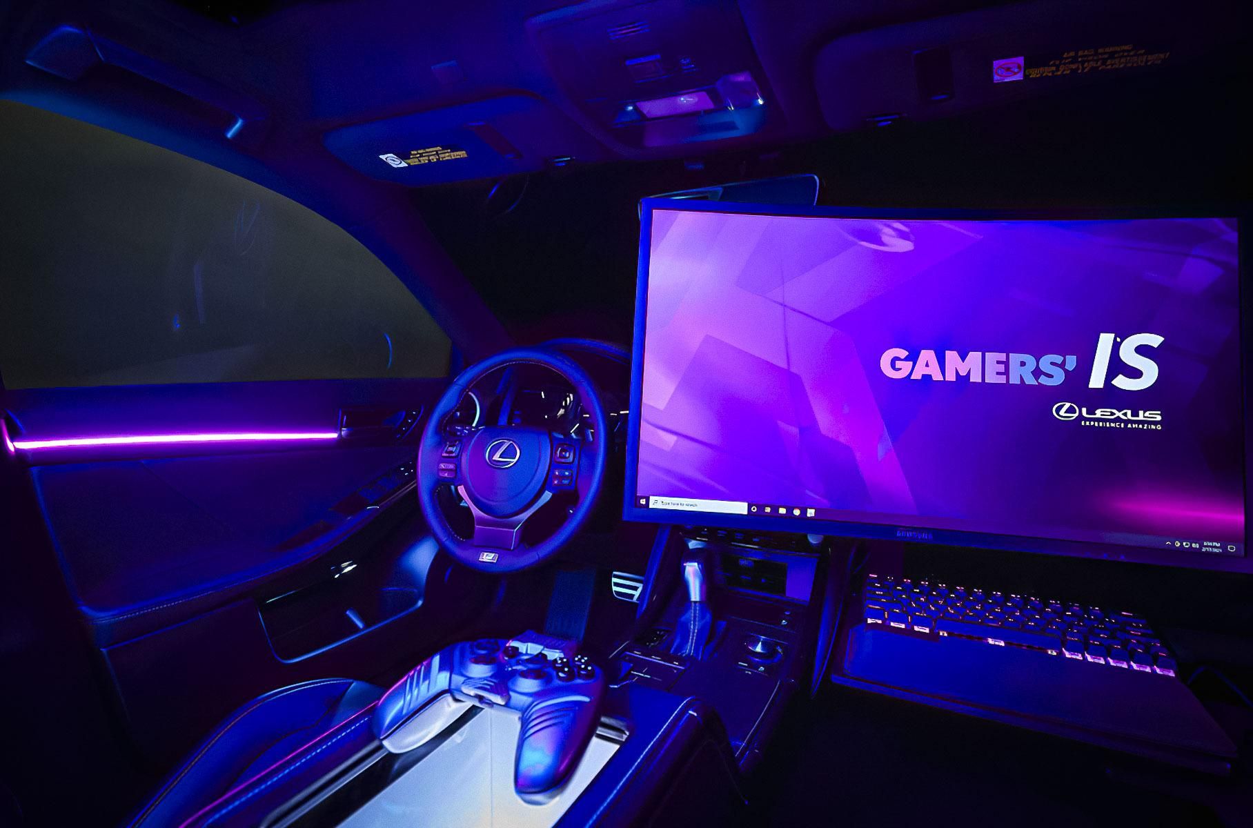 Lexus IS - фото 1