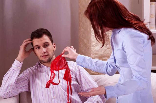 Названо три знаки Зодіаку, які найчастіше зраджують - фото 448601