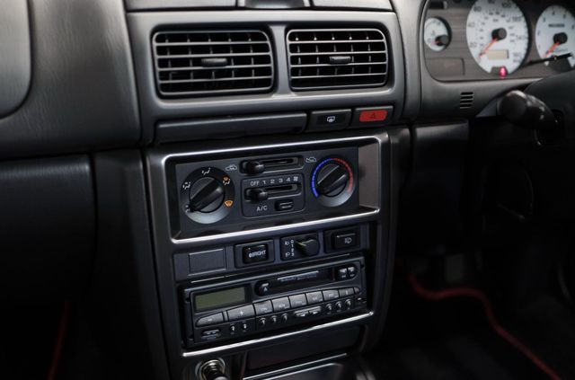 У 5 разів дорожче, ніж нову: 22-річну Subaru Impreza виставили на продаж - фото 448906