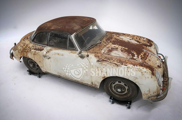 Ржавий 63-річний Porsche продали за ціною нового 911 - фото 449198