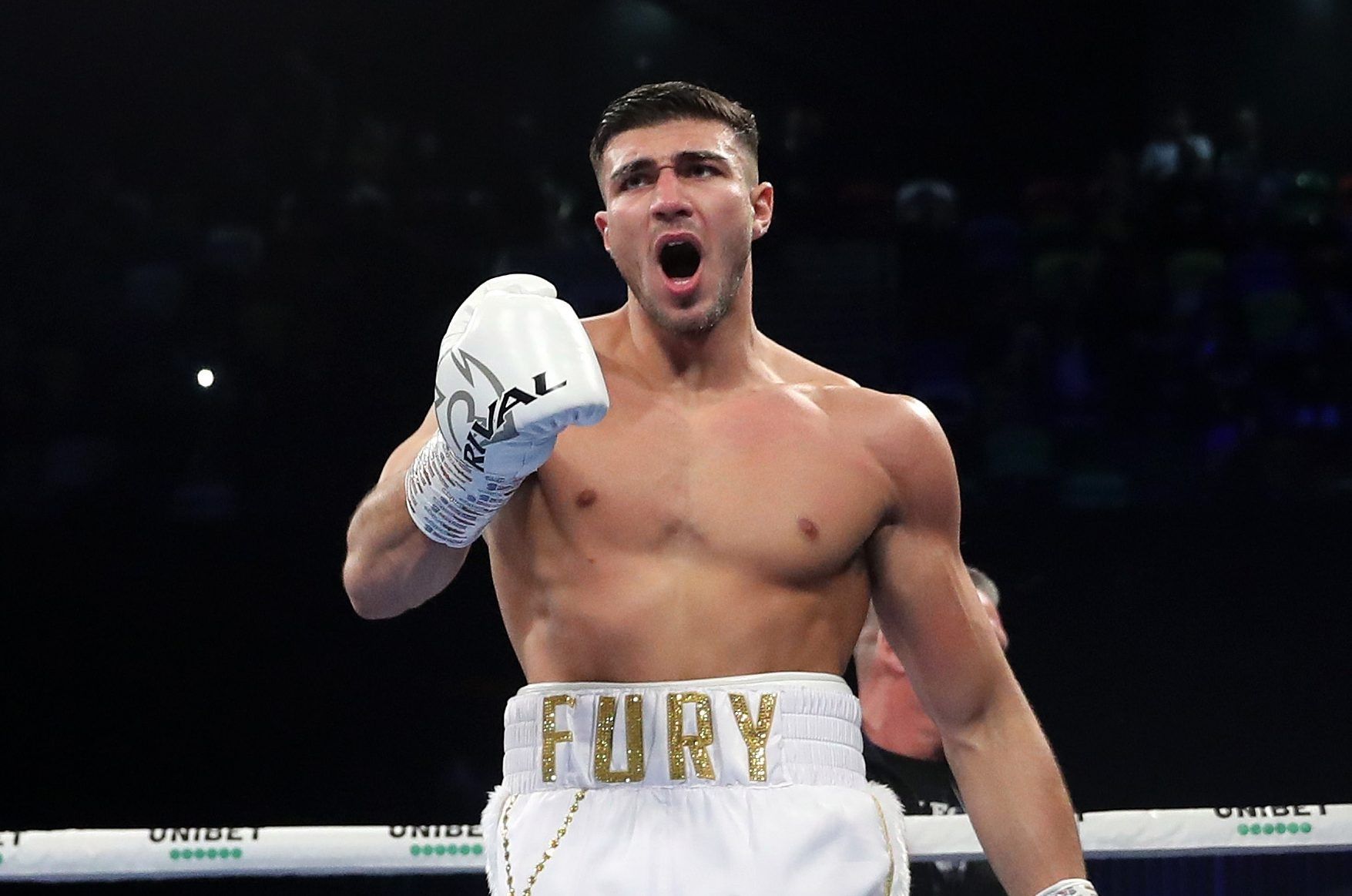 З'явилося відео, як брат Тайсона Ф'юрі здобув перемогу брутальним нокаутом