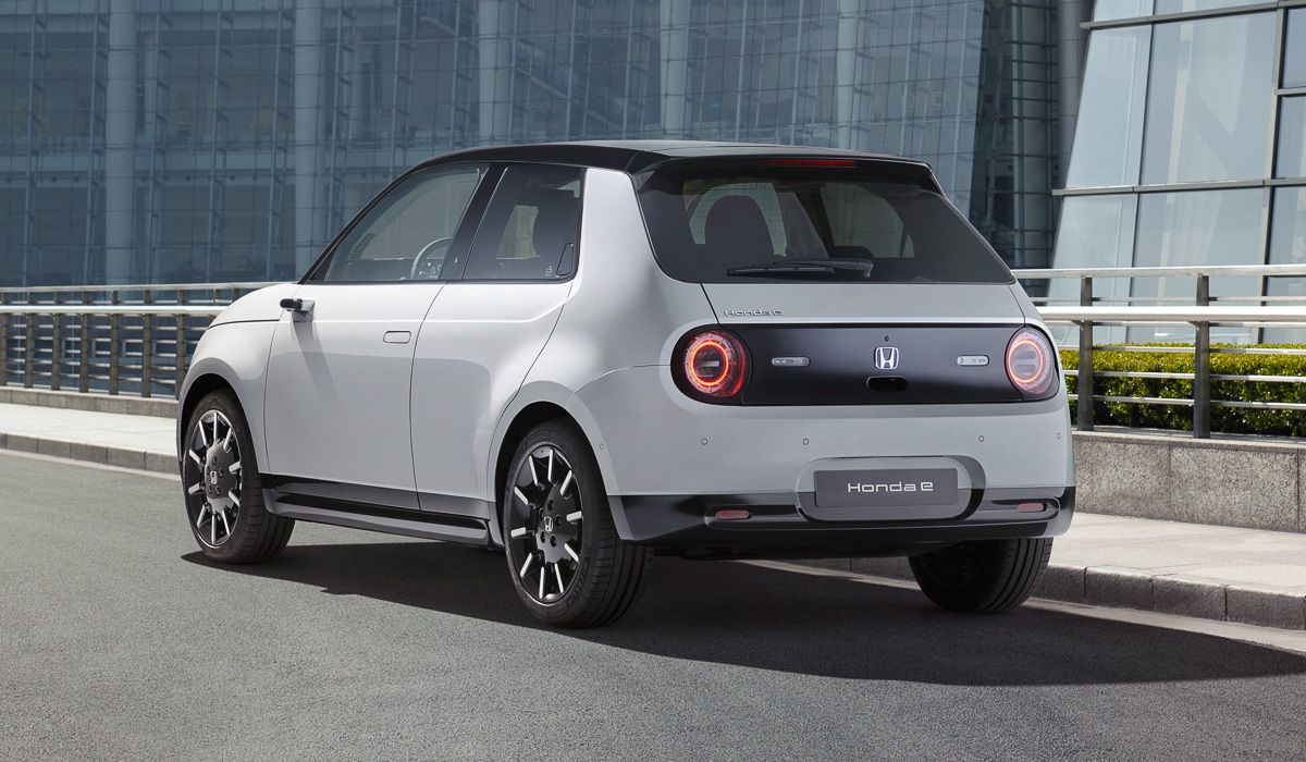 Всесвітній автомобіль року: відомі півфіналісти конкурсу