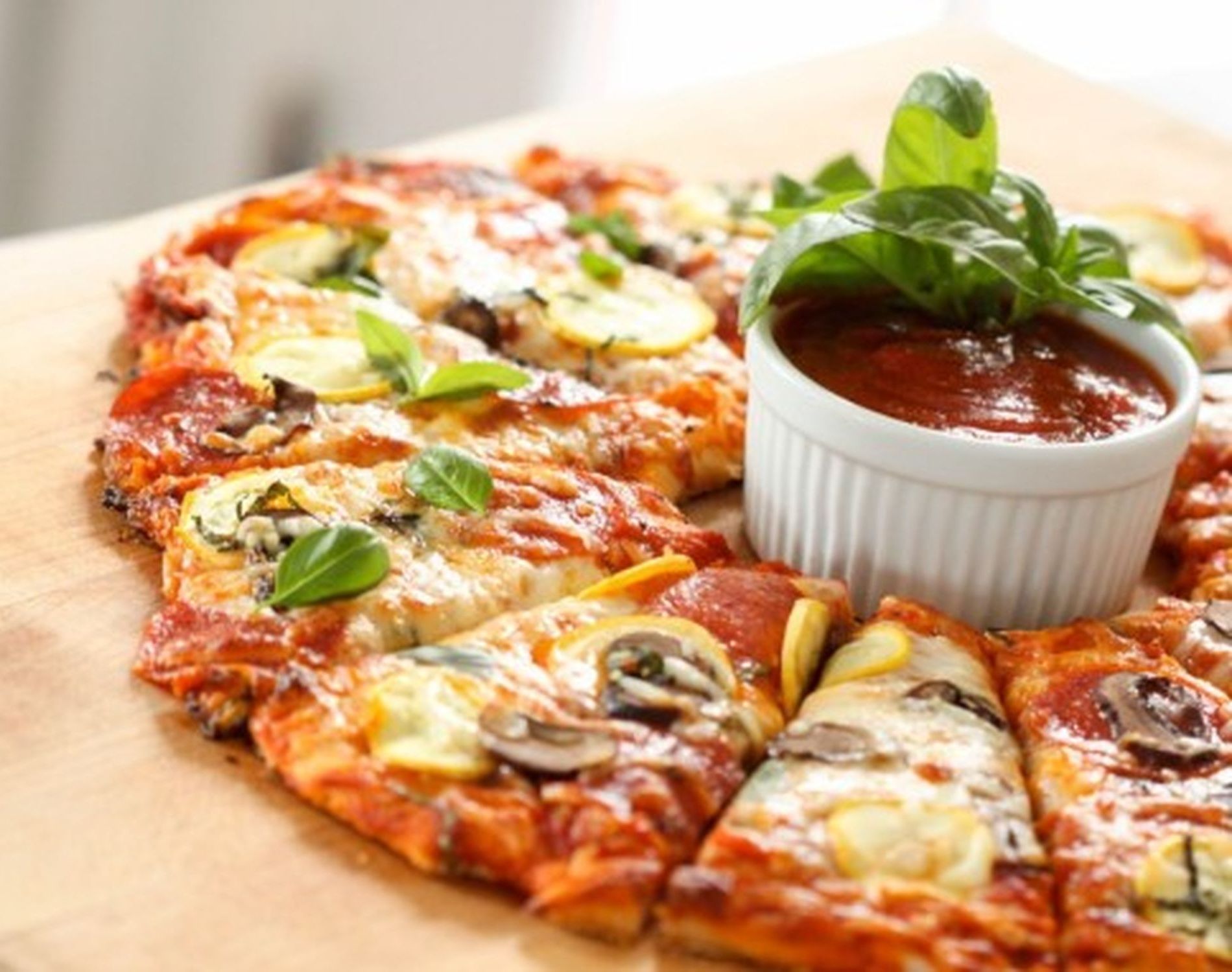 Рецепт оригінальної піци - фото 1