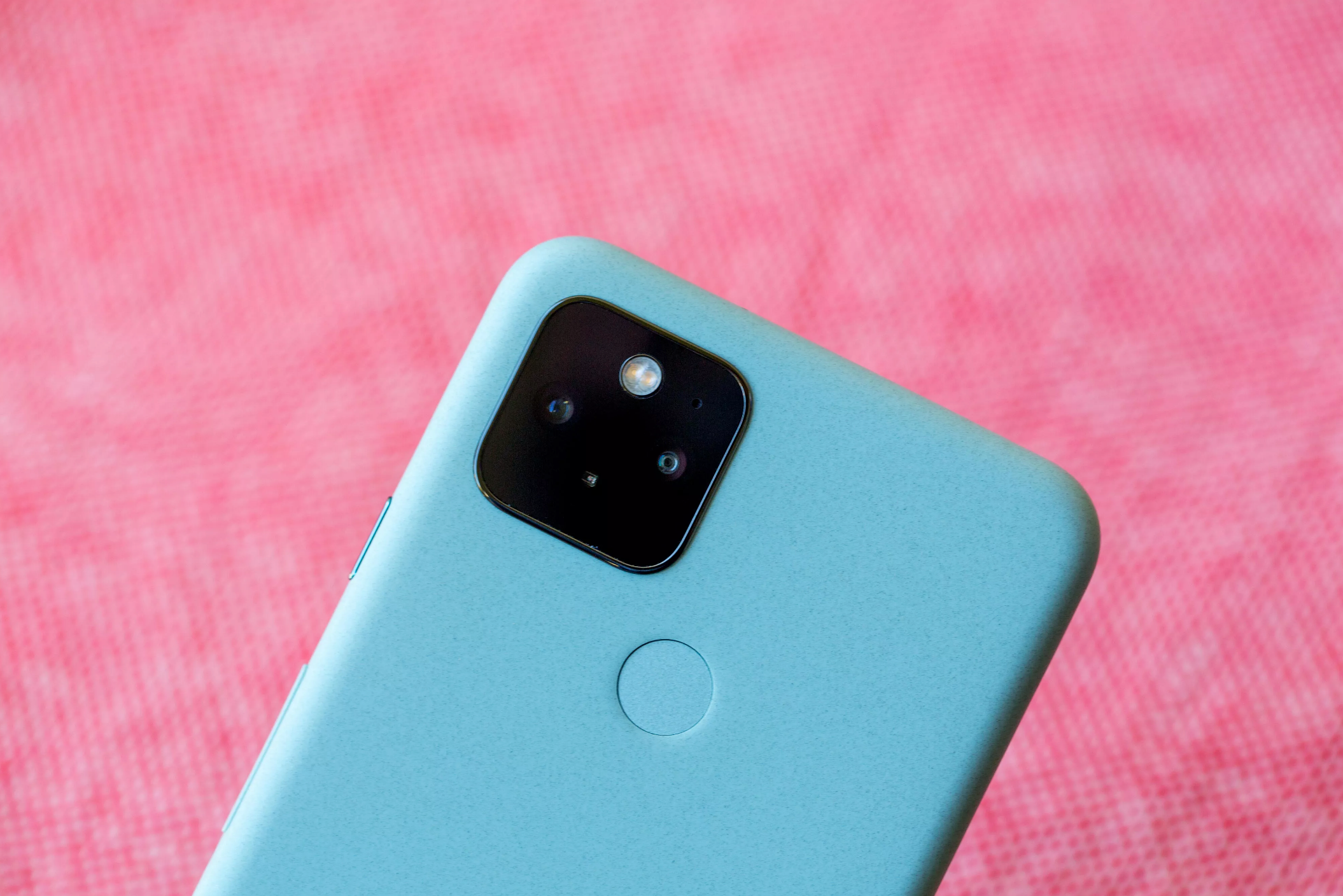 Pixel 5 зробив круті підводні фото у спеціальному чохлі - фото 1