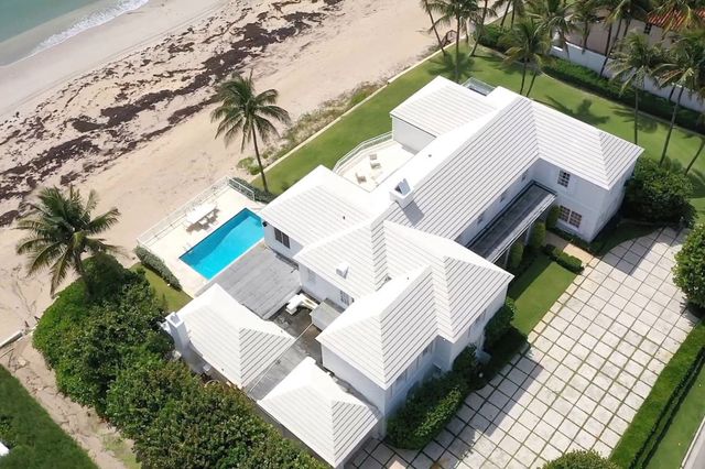 Дональд Трамп продає особняк на березі океану: фото розкішного будинку - фото 450288