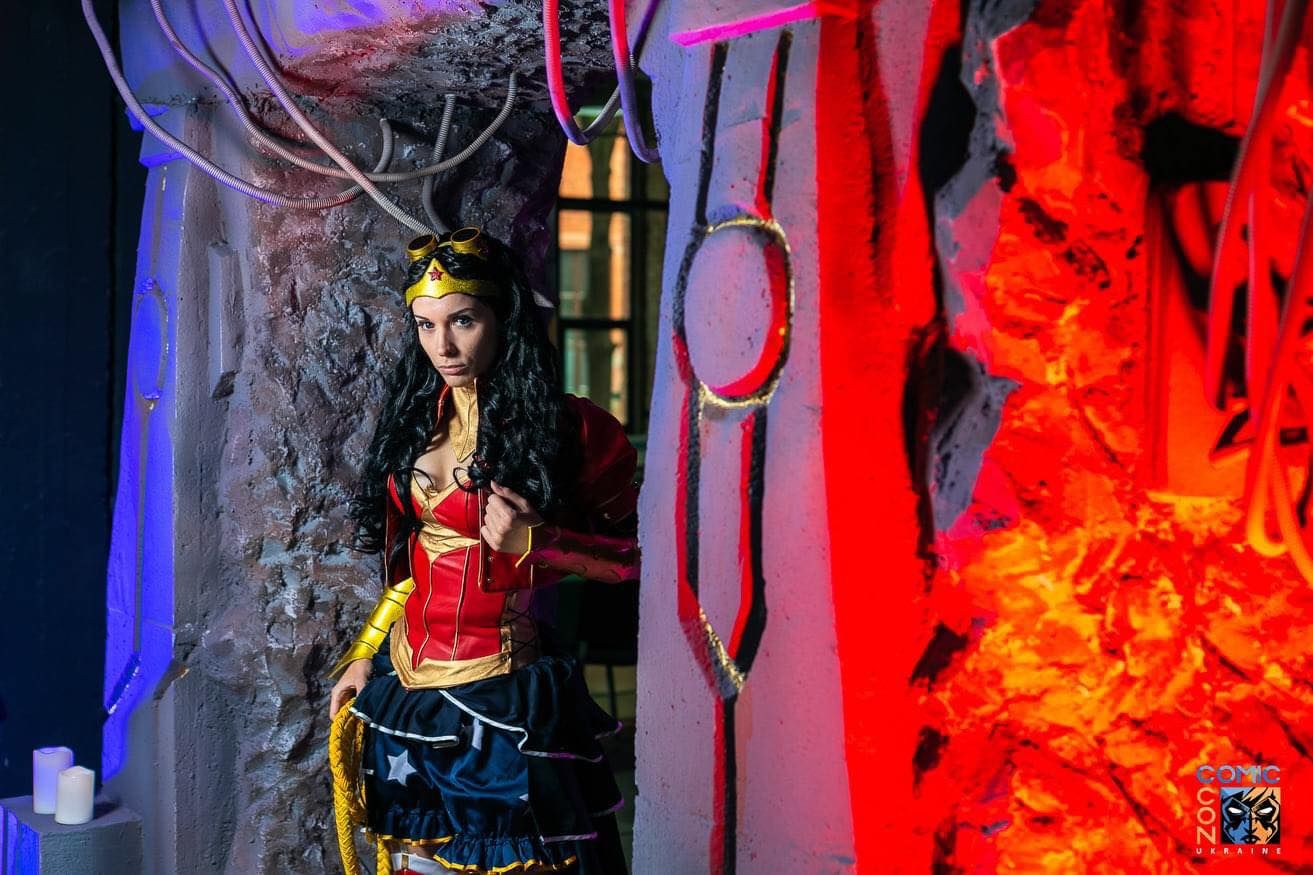 Бийся як дівчина: 7 супергероїнь, які вражають не лише красою, а й своїми суперсилами