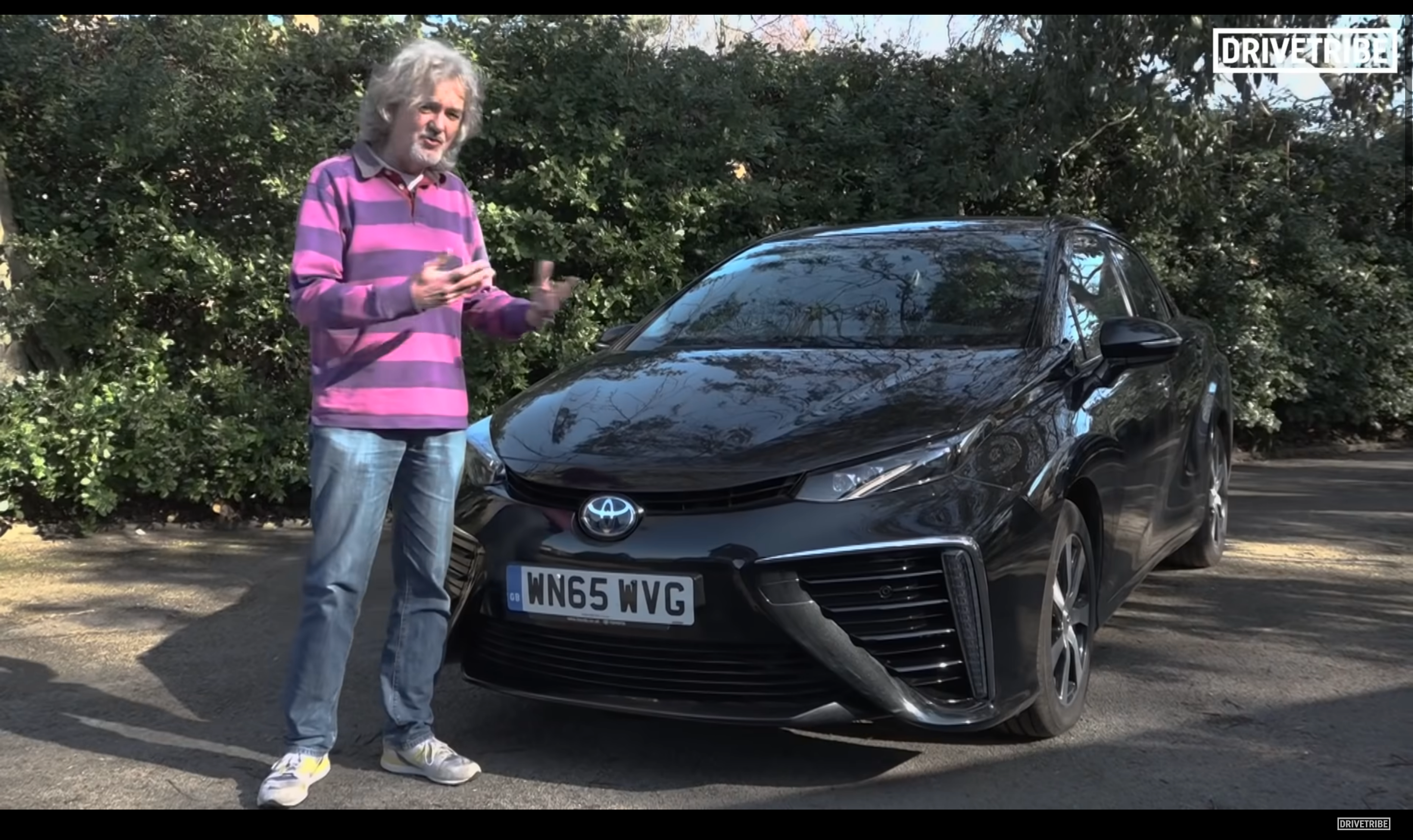 Колишній ведучий Top Gear розповів, чому продає свій улюблений автомобіль