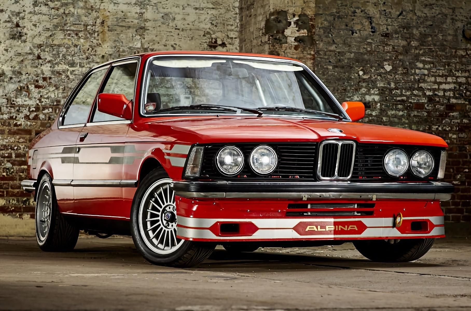 Усього існує кілька таких Alpina - фото 1