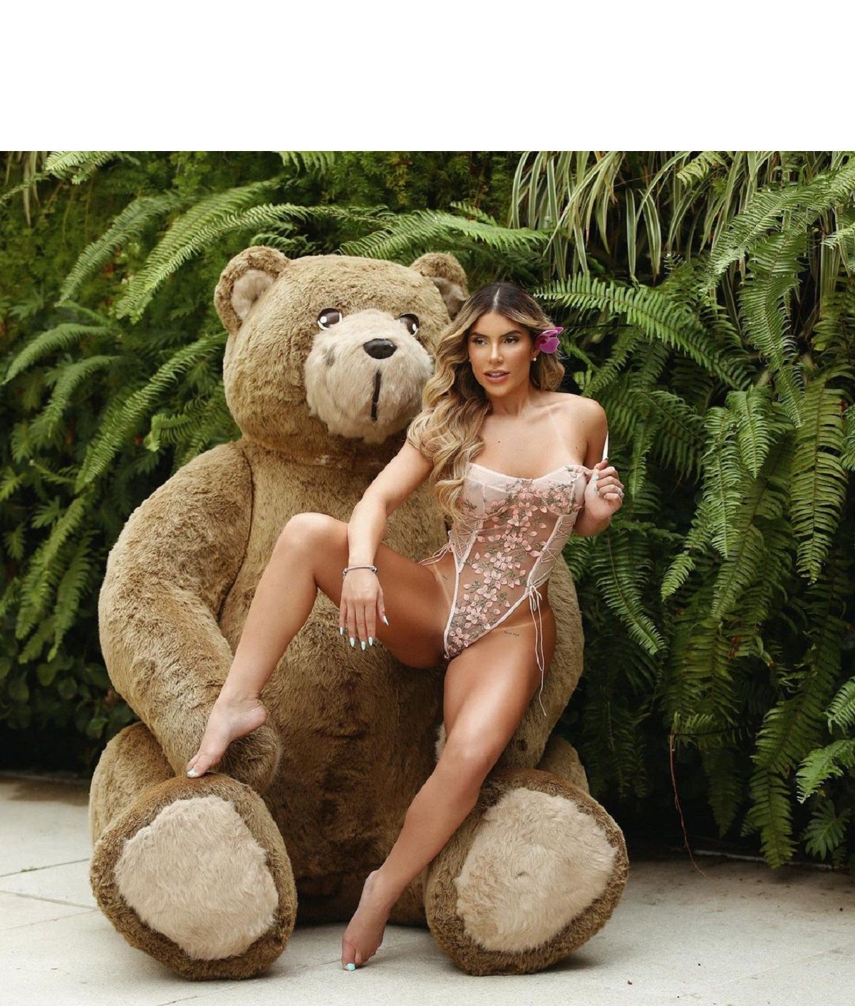 Лунна Лебланк здивувала підготовкою до появи у Playboy - фото 1