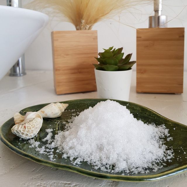 П'ять простих способів їсти менше солі - фото 451629