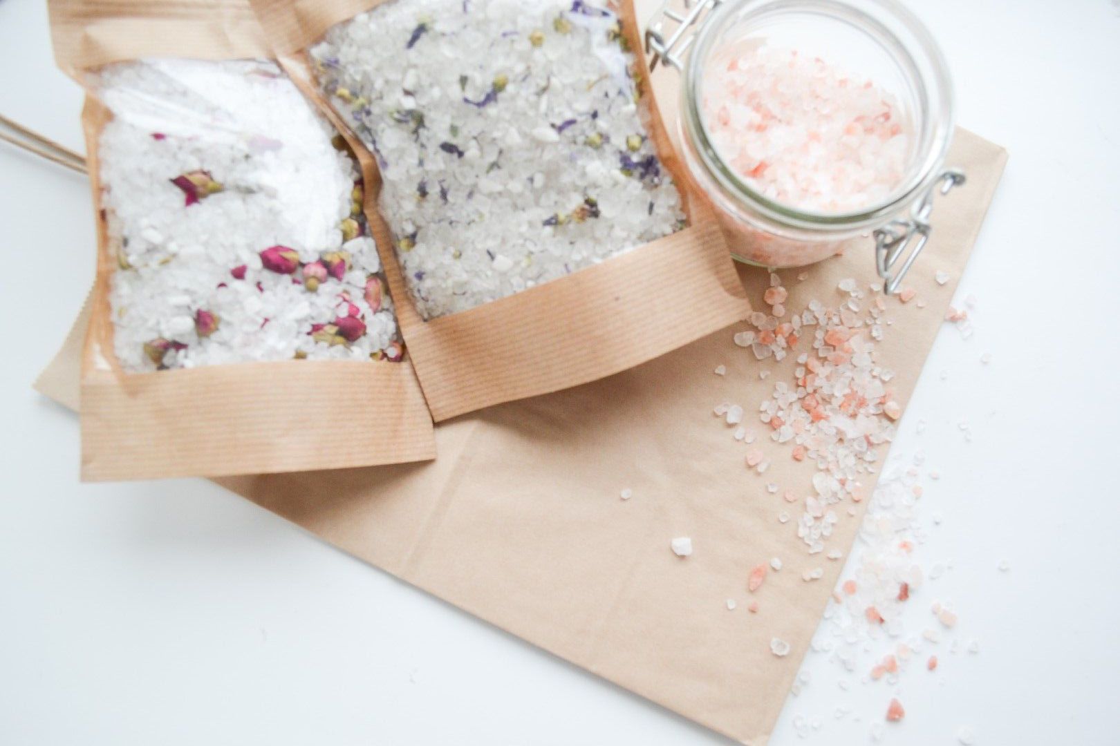 П'ять простих способів їсти менше солі