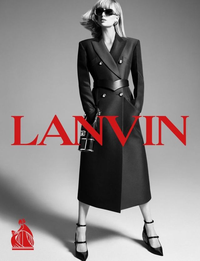 Спокуслива та стильна: Періс Хілтон знялася в рекламній кампанії Lanvin - фото 451792