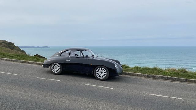 WEVC створили електричне авто, схоже на легендарний Porsche - фото 452197