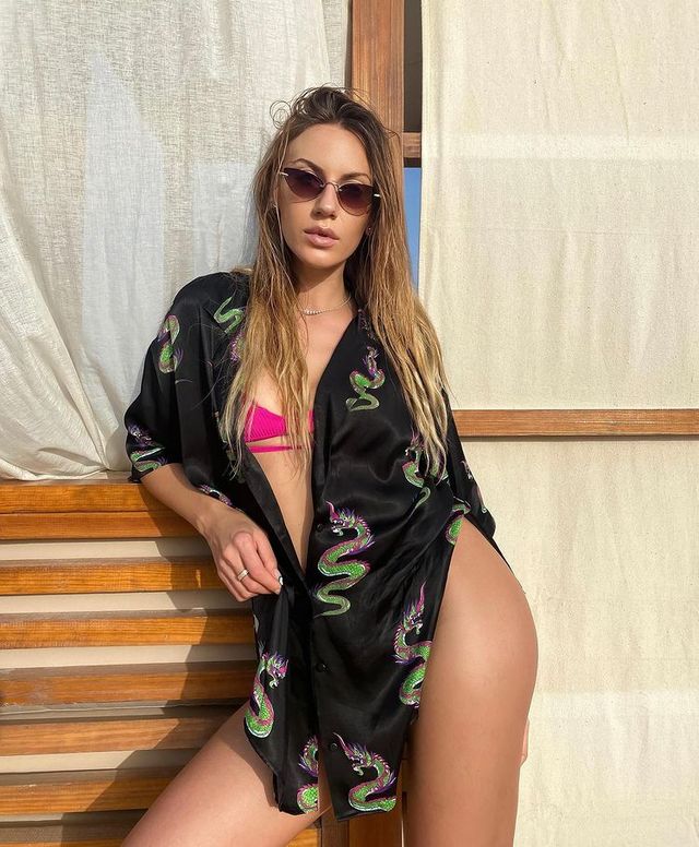 Леся Нікітюк показала фігуру у сексуальному купальнику - фото 452454