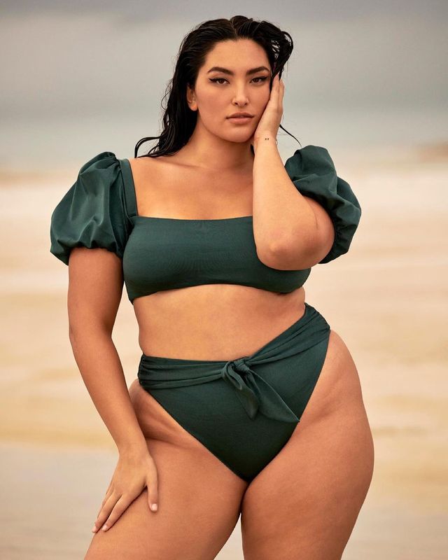 Модель plus-size азійського походження знялася у сміливій фотосесії для спортивного глянцю - фото 452674