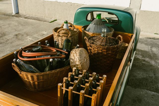 Шестиколісний 70-річний Fiat з винним баром пустять з молотка за нічогеньку ціну - фото 452812