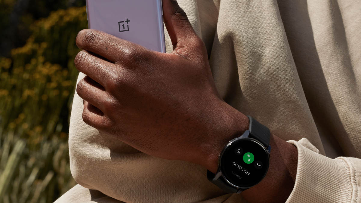 OnePlus Watch – перший смарт-годинник компанії - фото 1