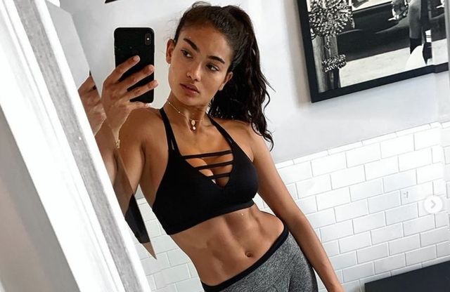 Як змінювалася найсексуальніша юна індіанка Келлі Гейл: фото 18+ - фото 452905