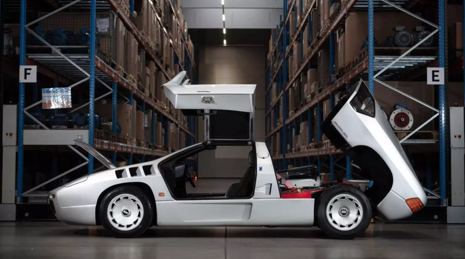 З молотка пустять найрідкісніший і найнезвичніший суперкар від Mercedes