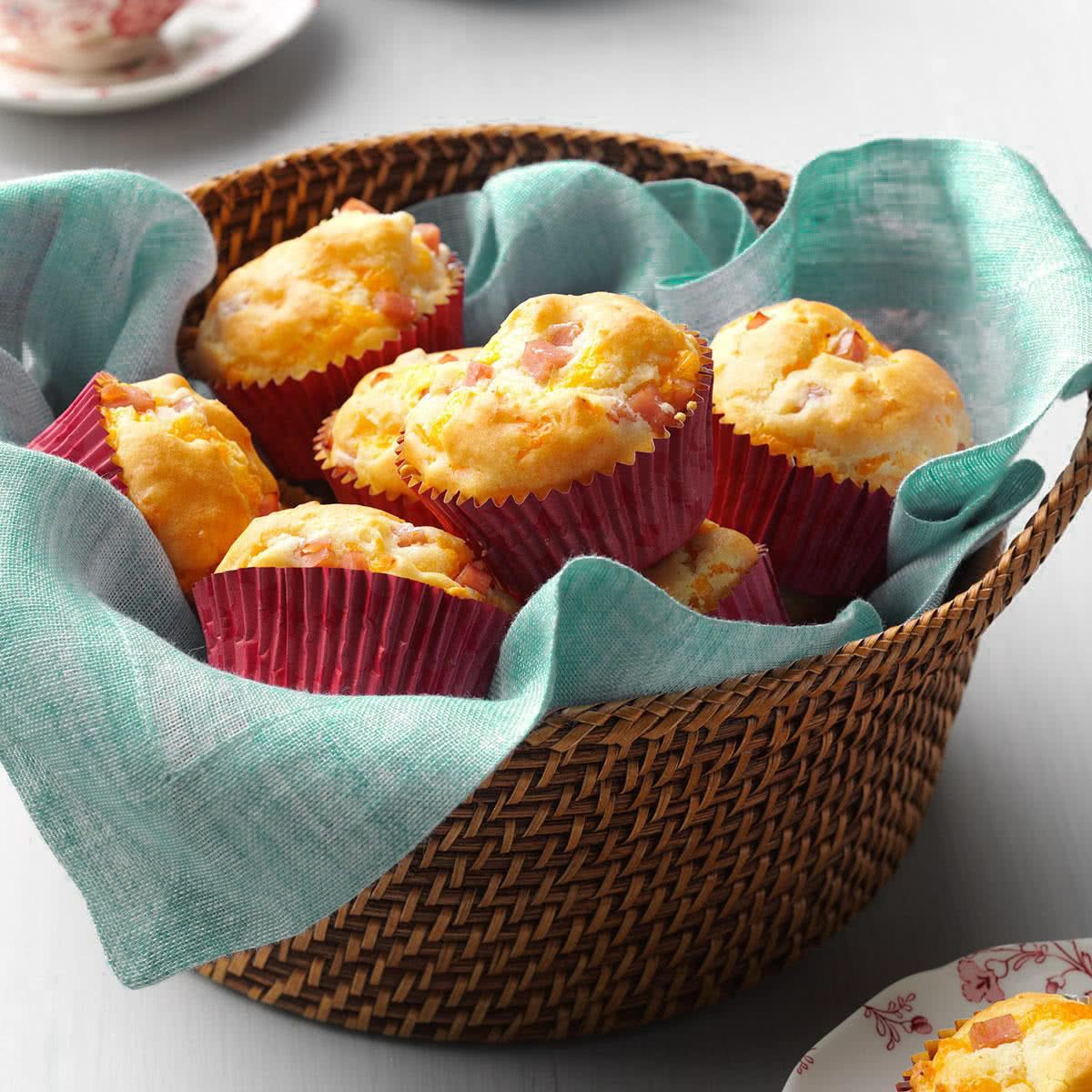 Сирні кекси: як приготувати ситний сніданок для сім'ї