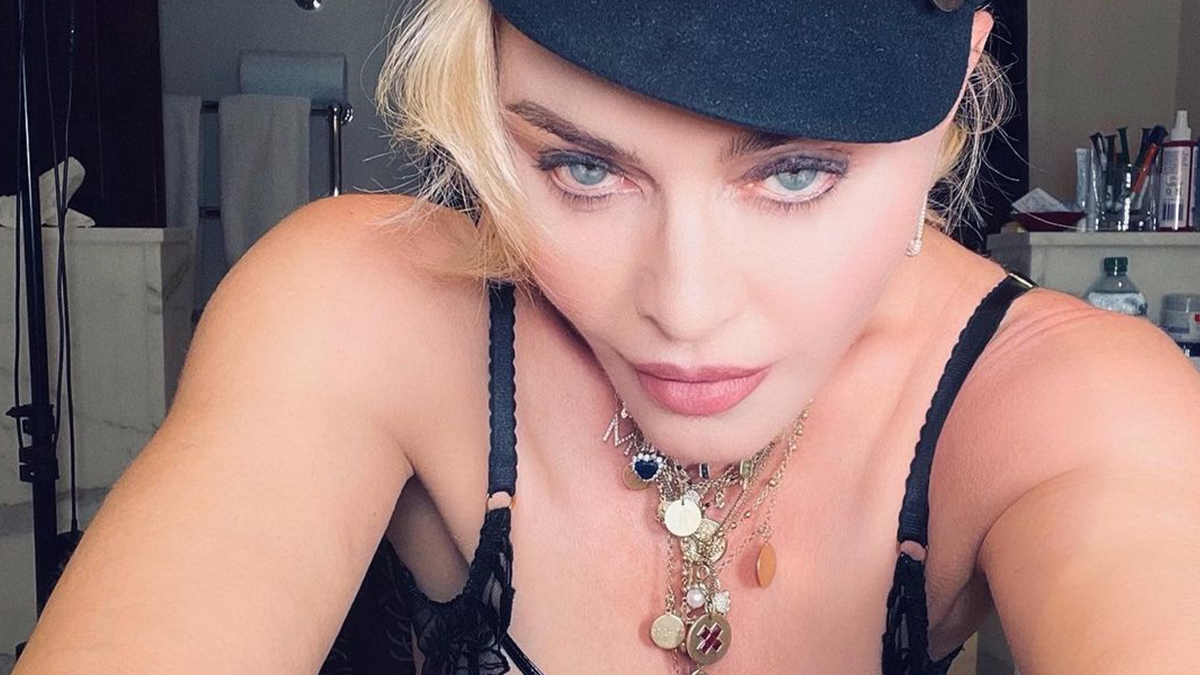 Мадонна - фото 1