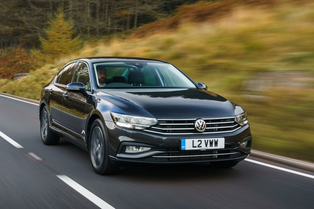 Ця автомобільна компанія стала найдорожчою у світі - фото 453490