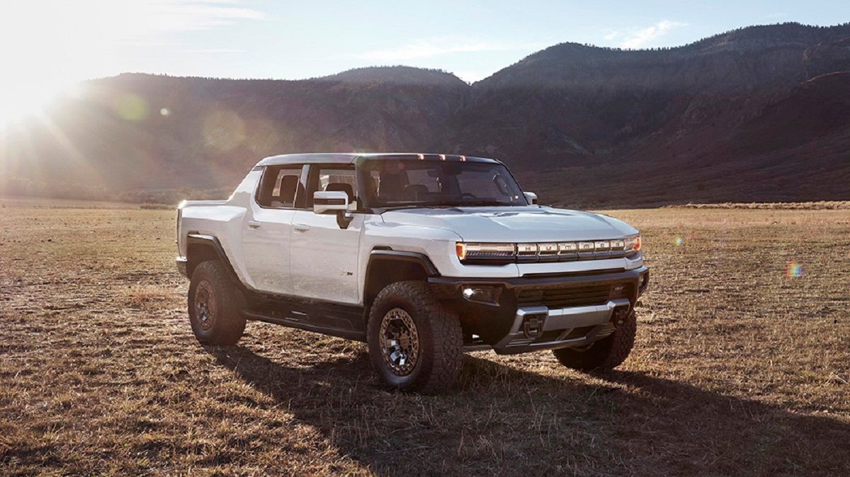 Перший електромобіль Hummer продали у 22 рази дорожче за пропоновану ціну