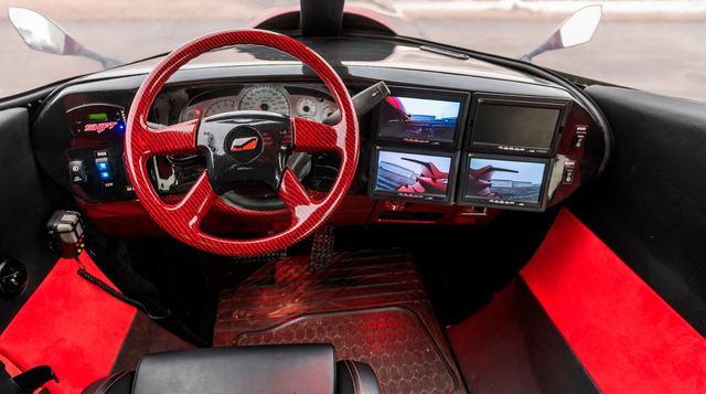 На аукціон виставили гібрид літака і лімузина: фото - фото 453607