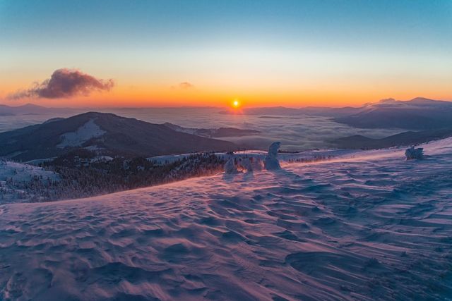 Одеський фотограф показав красу весняних Карпат (ФОТО) - фото 454050
