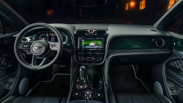 Mulliner представили ексклюзивний Bentley Bentayga: у чому його особливість - фото 454066