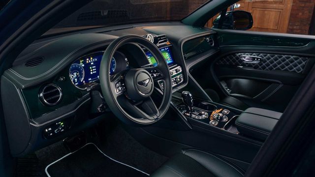 Mulliner представили ексклюзивний Bentley Bentayga: у чому його особливість - фото 454070