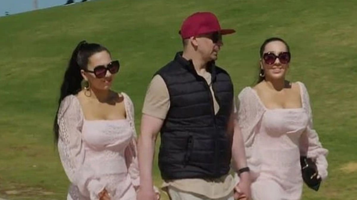 Близнючки з Австралії хочуть вступити у шлюб з одним чоловіком