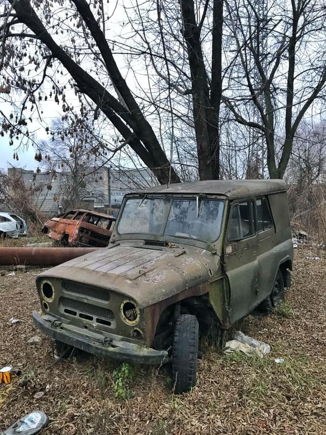 У Києві виявили унікальне кладовище ретро-машин: фото - фото 454727