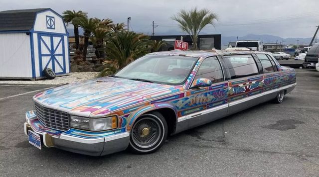 Незвичайний лімузин Cadillac продають усього за 98 тисяч гривень: фото - фото 454747