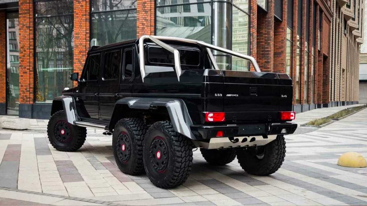 В Одесі помітили одну з найдорожчих іномарок України: ФОТО