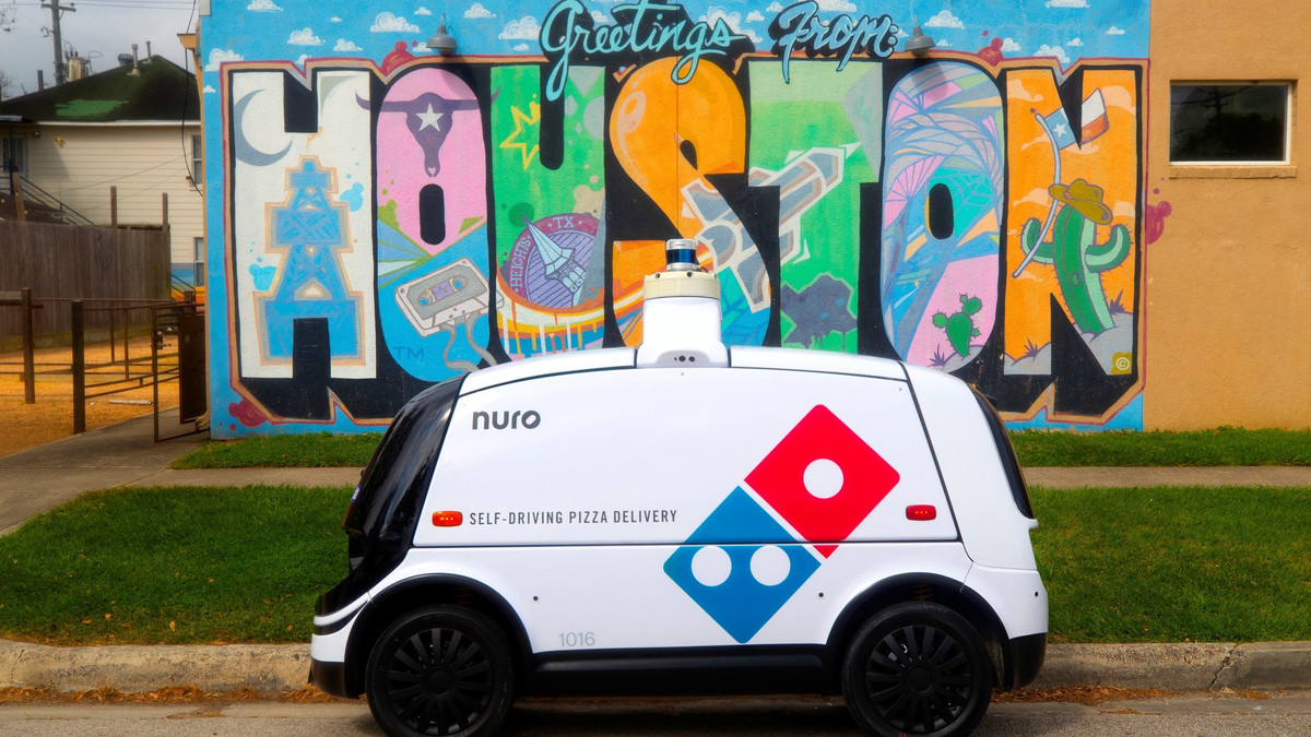 Піцу Domino's буде доставляти безпілотний автомобіль - фото 1