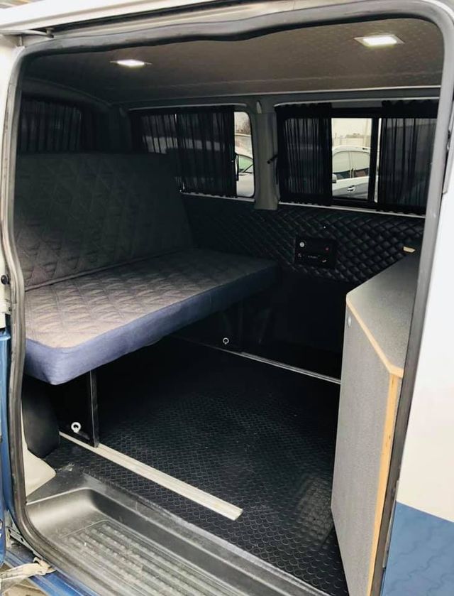 В Україні з'явився незвичайний будинок на колесах на базі Volkswagen T6 - фото 455425