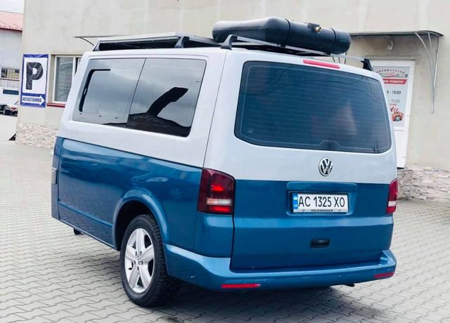 В Україні з'явився незвичайний будинок на колесах на базі Volkswagen T6 - фото 455427