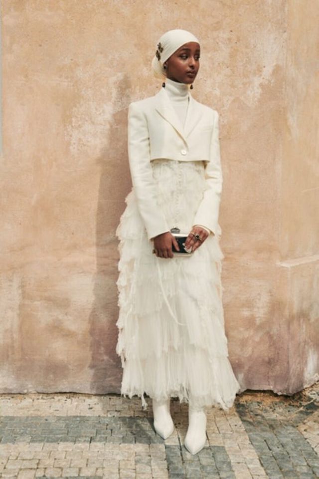 Найяскравіші образи зірок на BAFTA 2021 - фото 455456