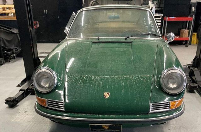 Ці елегантні класичні Porsche відреставрують для конкурсу - фото 455559