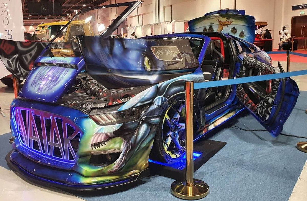 Як виглядає люксовий інопланетний Ford Mustang у стилі Аватара