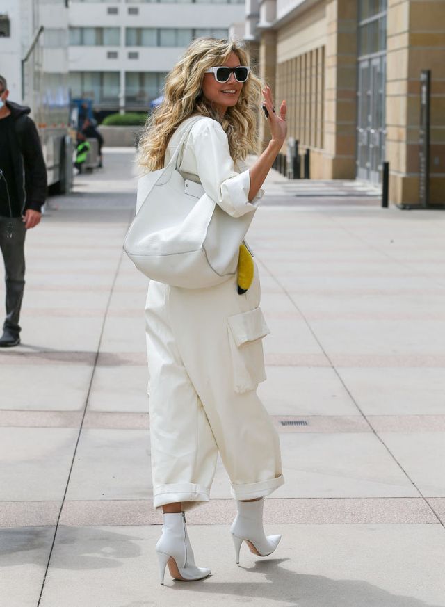 Хайді Клум у білосніжному наряді підкорила мережу - фото 456043