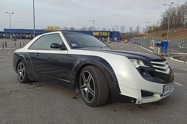 Українські тюнери змінили Mercedes-Benz E-Class до невпізнавання - фото 456379