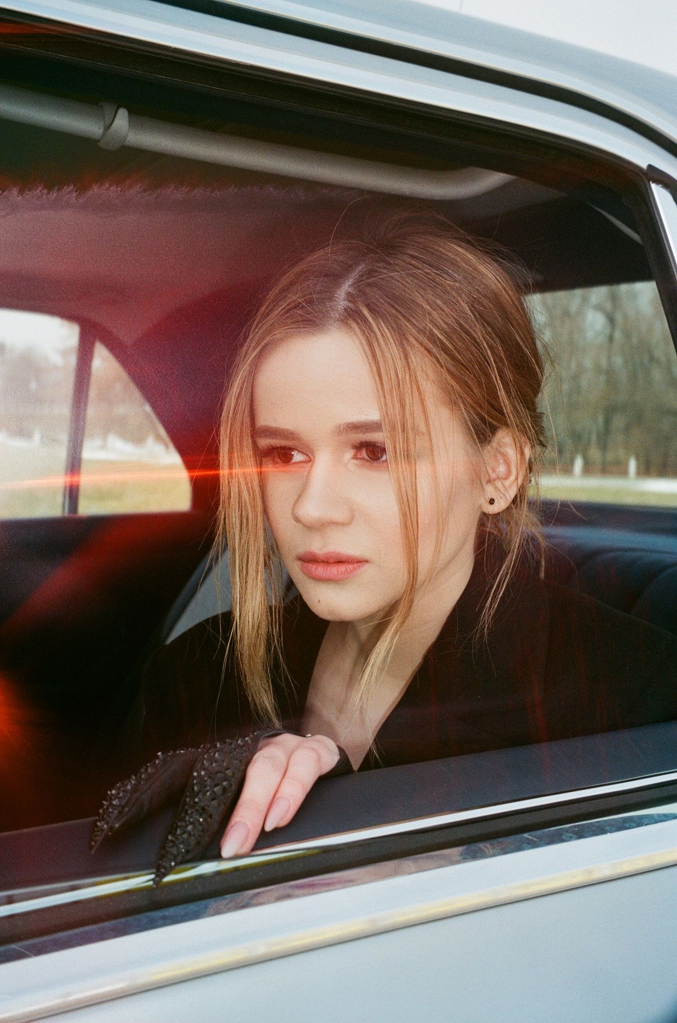 SOWA – ШРАМИ: дивіться новий хвилюючий кліп на авторську пісню співачки