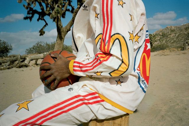 McDonald's і Adidas презентували спільну колекцію - фото 456709