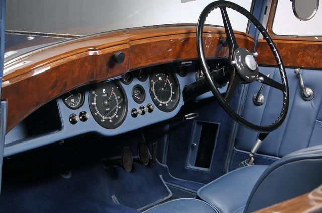 Репліку одного з найвідоміших Bentley виставили на продаж (ФОТО) - фото 456730