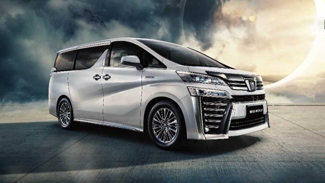 У Шанхаї дебютував шикарний мінівен Toyota Crown Vellfire